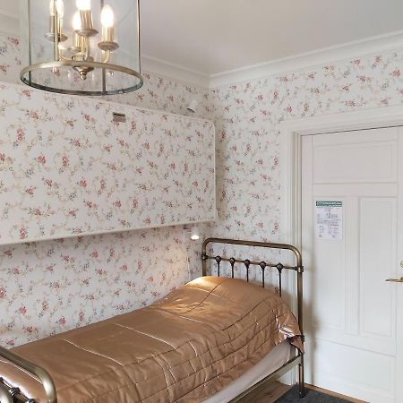 Albergue Anna'S Bed & Kitchen Varberg Exterior foto